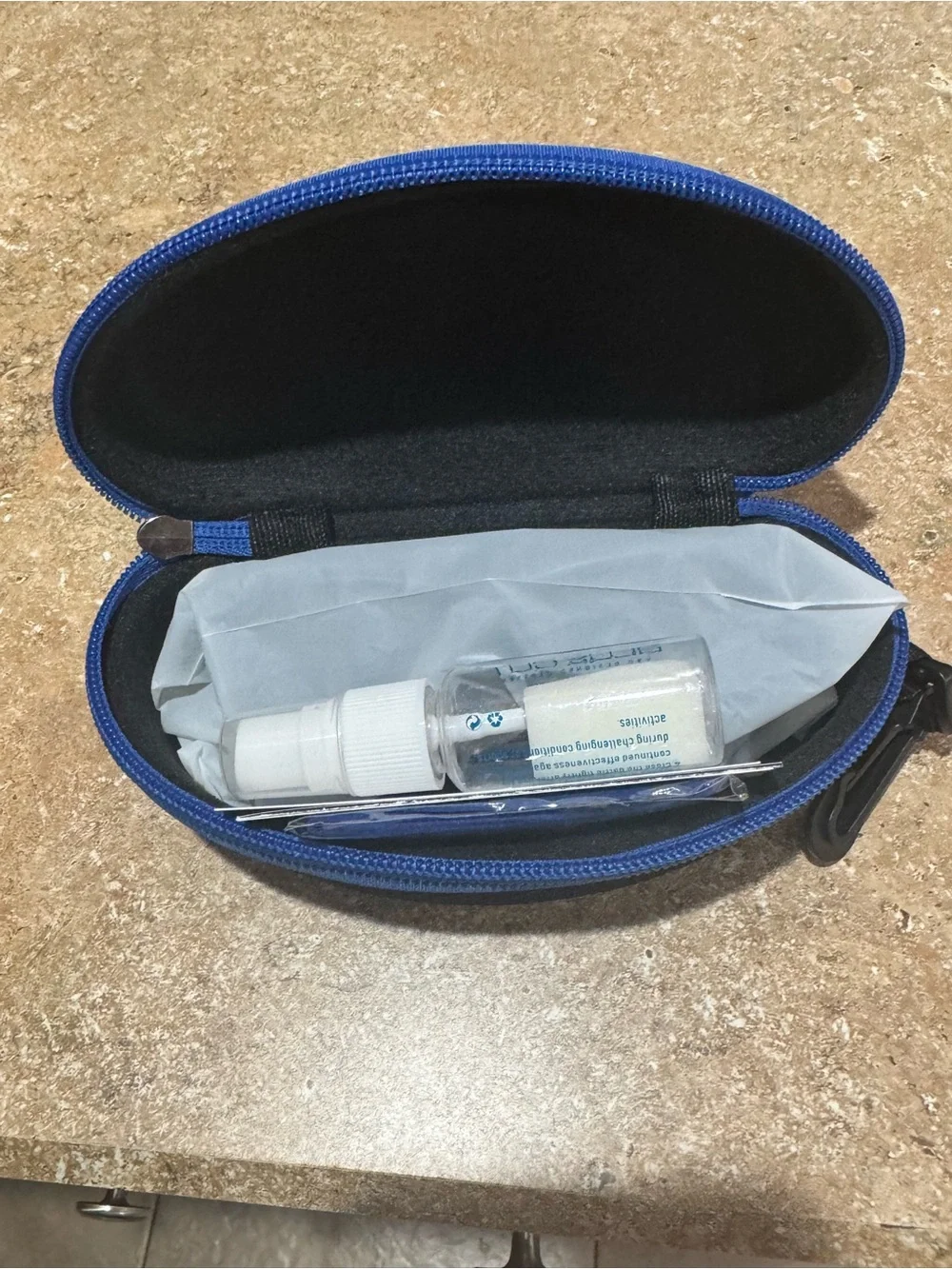 BlueCut Anti-Fog Kids Sport Glasses with Case and Accessories - Gray & Blue